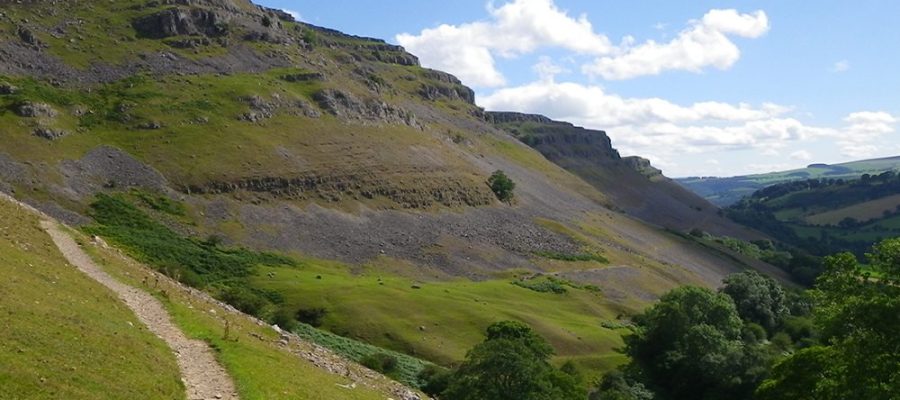 Offa’s Dyke Path – The Iconic England–Wales Border Trail